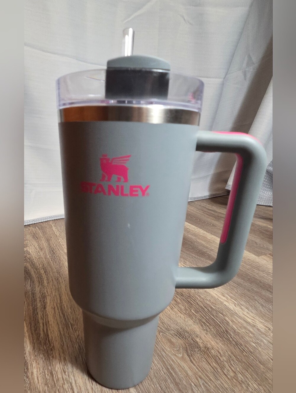 Stanley Quencher 40 oz Gray Pink Handle Tumbler with Straw & Lid